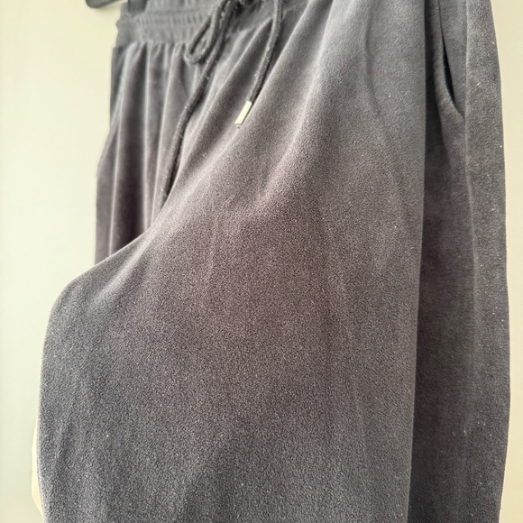 Black Velour Material Drawstring Sweatpants/Joggers - Picture 3 of 5
